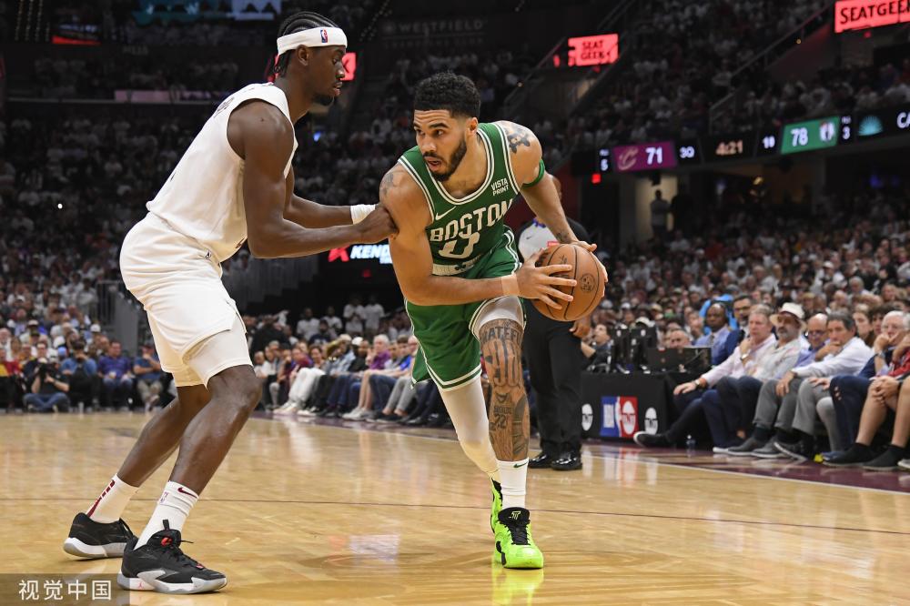 耳穴按摩技 耳穴按摩技