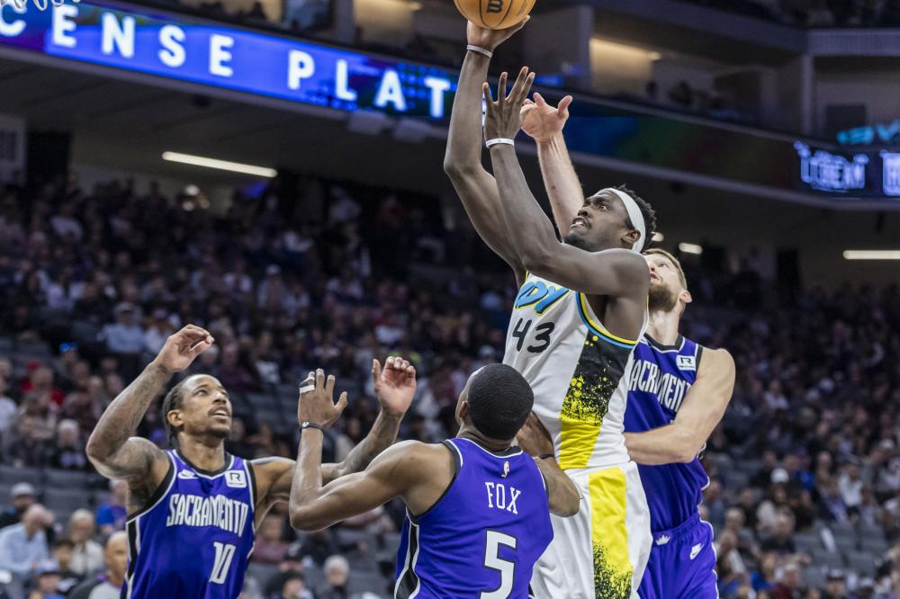 万里来到现 万里来到现