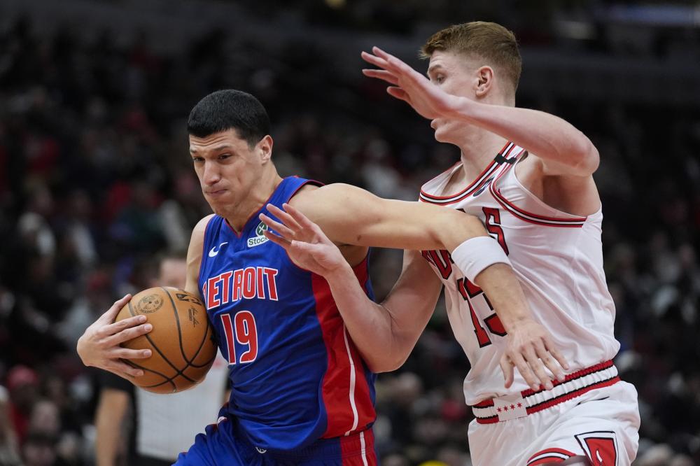 德甲-凯恩戴帽萨内特尔破门 拜仁主场7-0大胜波鸿.