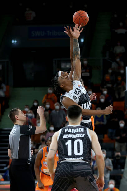 向对方球迷 向对方球迷