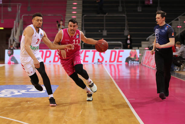 拼搏奋进 拼搏奋进