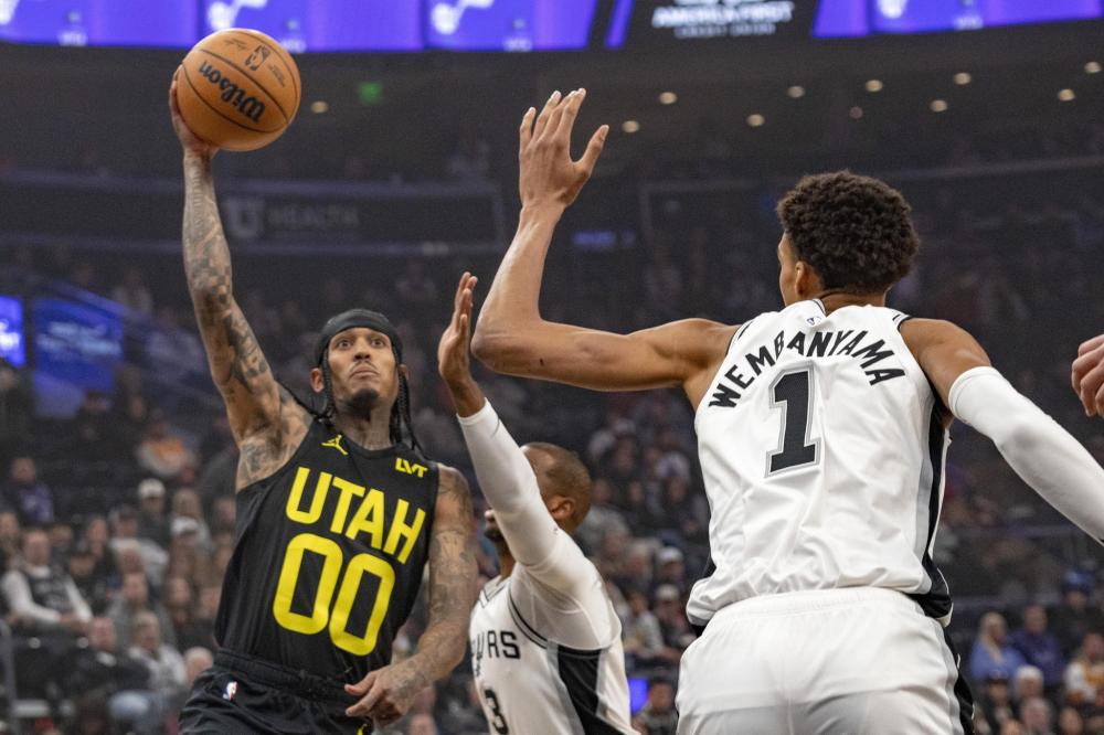 产生巨大影 产生巨大影